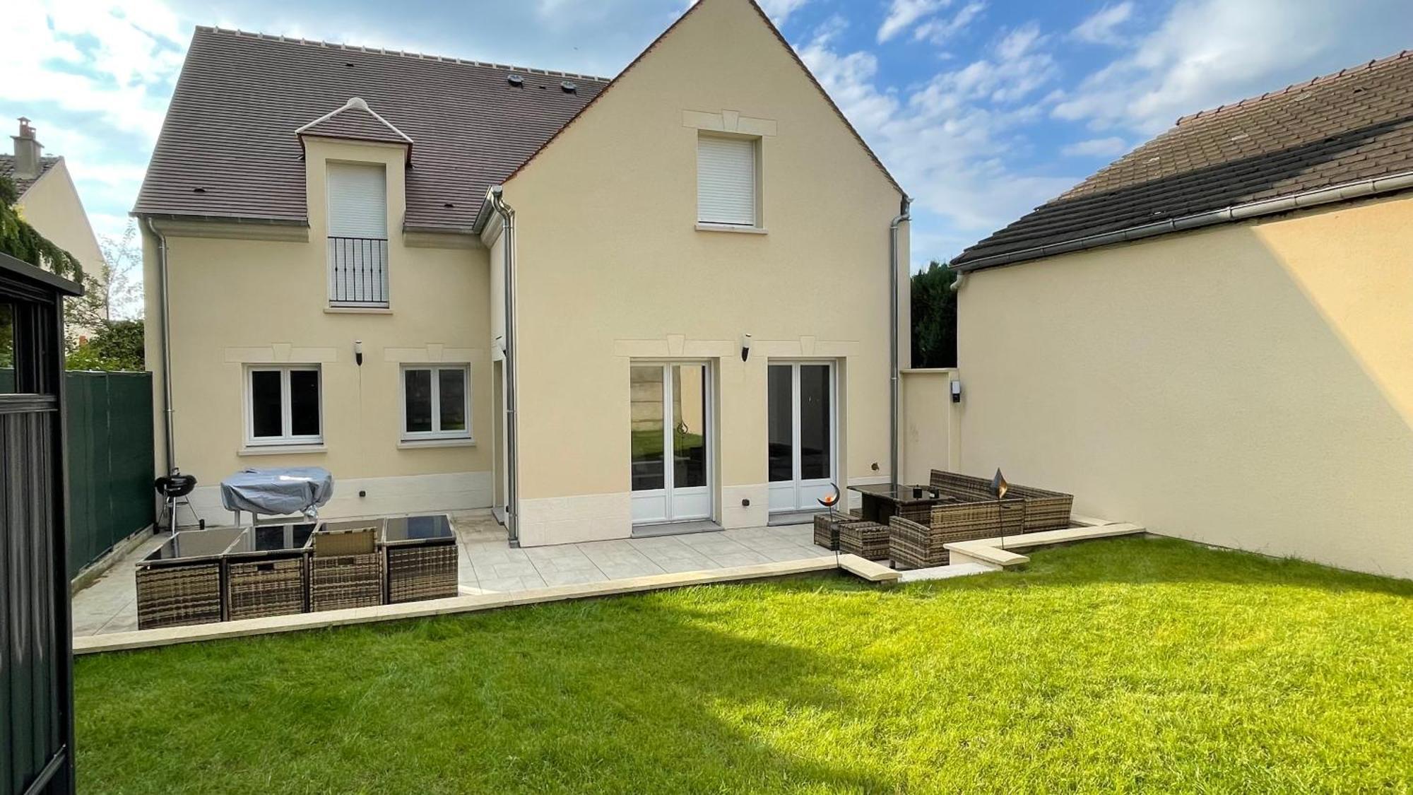 Chambre Songe Dans Maison Au Calme Compiegne Exterior photo